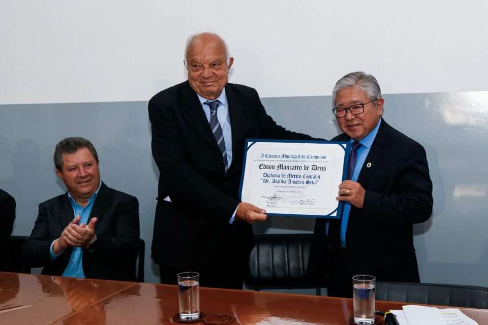 Evento de Entrega do Diploma de Mu00e9rito Contu00e1bil-02