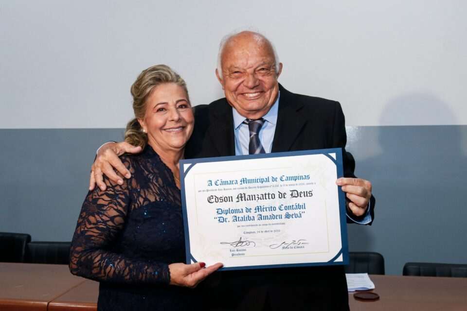 Evento de Entrega do Diploma de Mu00e9rito Contu00e1bil-08